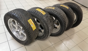 Комплект из 5 колесных дисков Centerline 6x139.7 ET12 в сборе с шинами TOYO PROXES 305/50R20