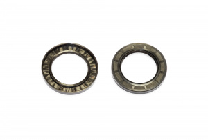 Резиновый сальник для лебедок  СТОКРАТ HD 9.5 и 12.5 с серийными номерами ST14XXX и далее.