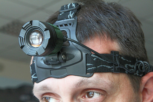 Фонарик налобный  CREE 1600 люмен.