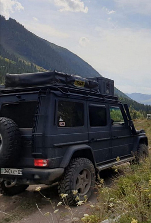 Лестница для доступа на верхний багажник для автомобиля Mercedes G-Wagen